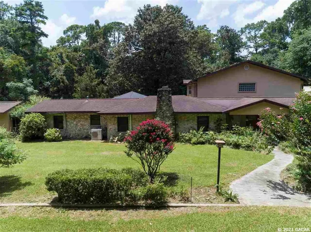 3761 NW 39th Avenue Gainesville FL 32606