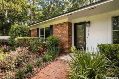 9321 NW 11th Place Gainesville FL 32606