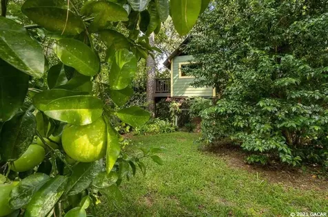 9321 NW 11th Place Gainesville FL 32606