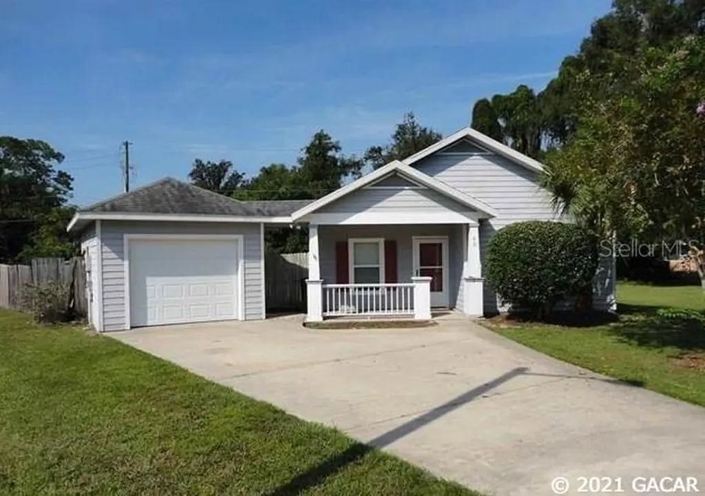 40 NE 45th Terrace Gainesville FL 32641