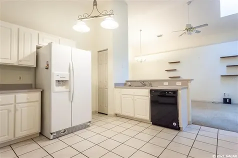 2464 NW 49th Avenue Gainesville FL 32605