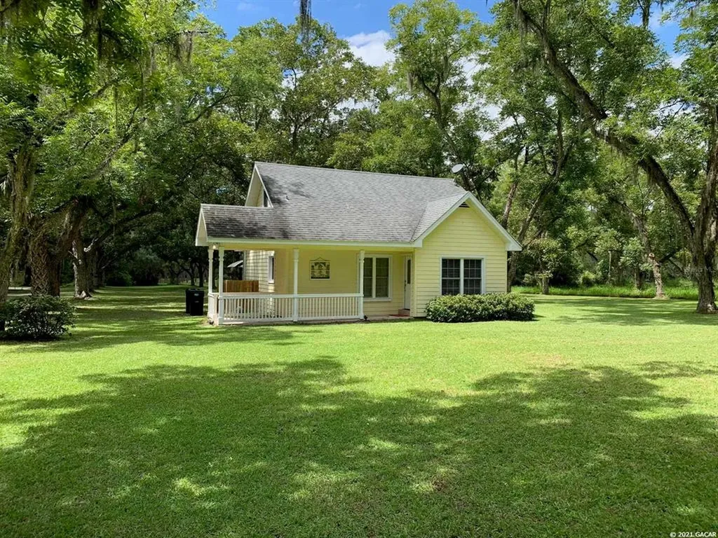 1022 SE 163rd Street Hawthorne FL 32640