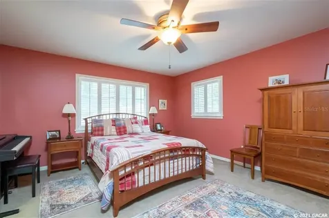 2021 NW 23 Terrace Gainesville FL 32605