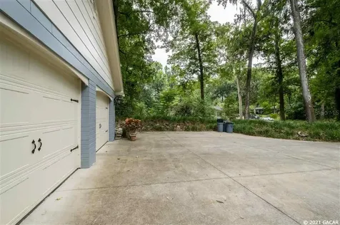2021 NW 23 Terrace Gainesville FL 32605
