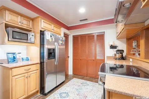 2021 NW 23 Terrace Gainesville FL 32605