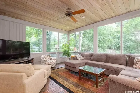 2021 NW 23 Terrace Gainesville FL 32605