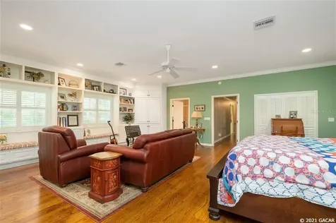 2021 NW 23 Terrace Gainesville FL 32605