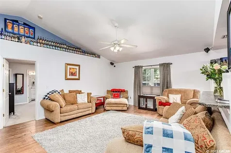 19645 NW 230th Street High Springs FL 32643