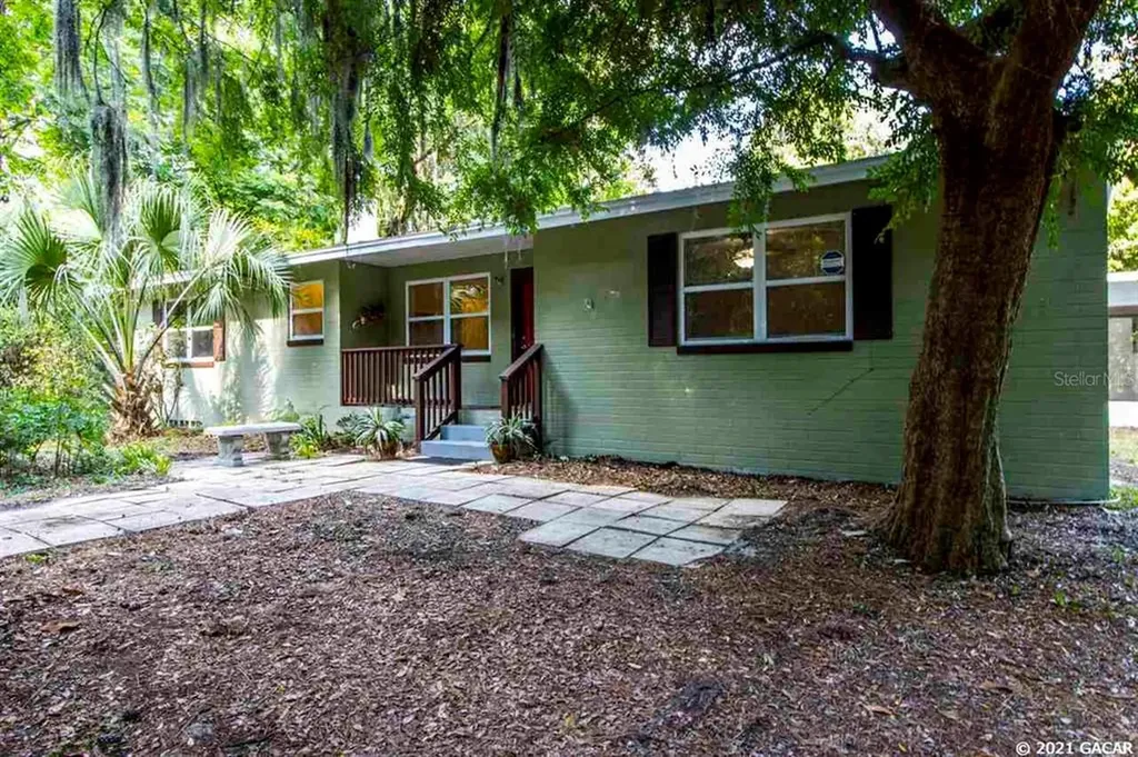 3923 NW 15th Street Gainesville FL 32605