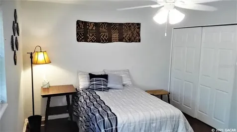 5111 NW 4th Place Gainesville FL 32607