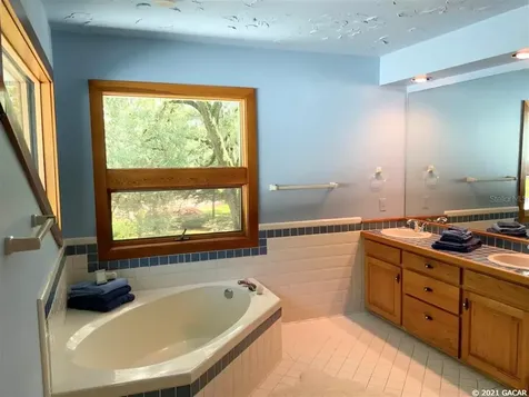 8323 SW 103 Avenue Gainesville FL 32608