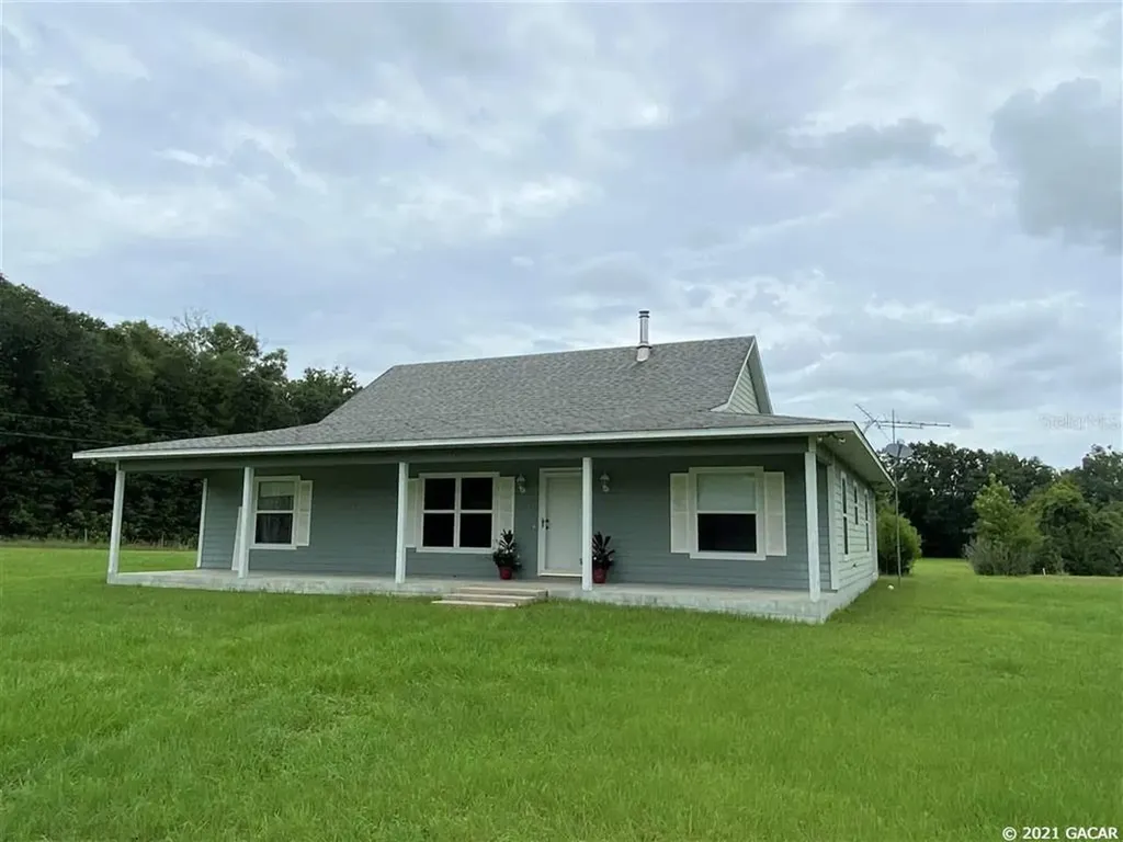24038 NW 62nd Avenue Alachua FL 32615