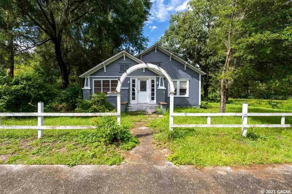 18650 NW 232nd Street High Springs FL 32643