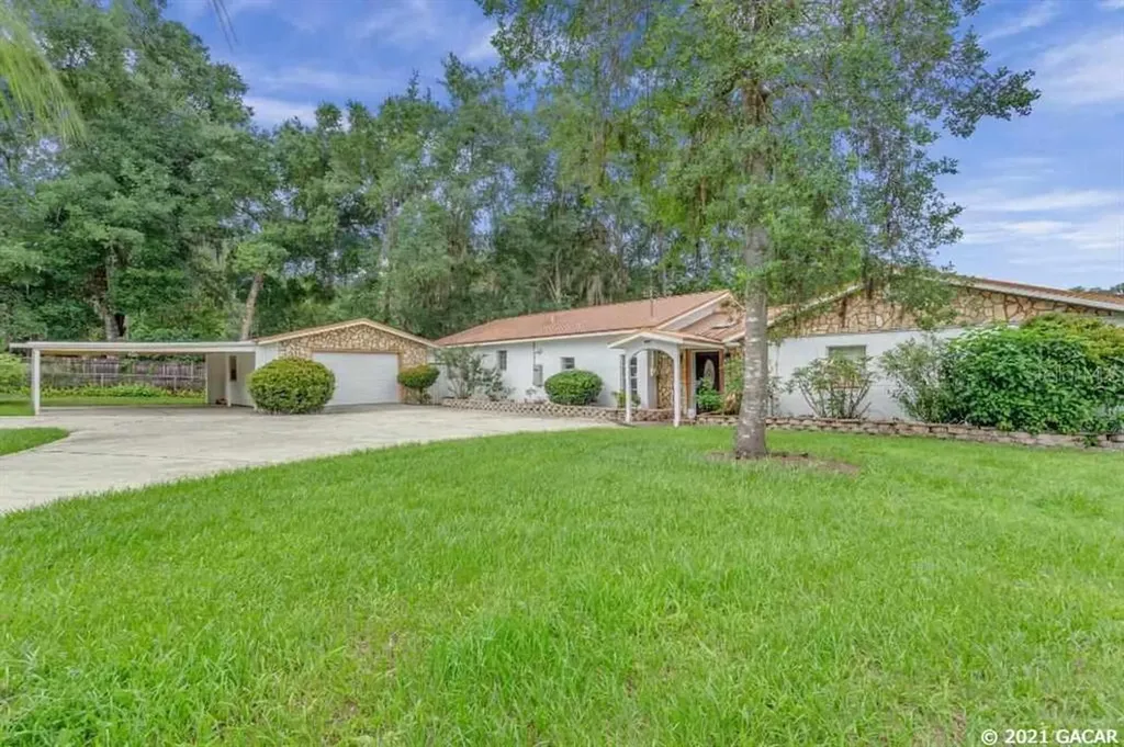 439 SE 1st Street Melrose FL 32666