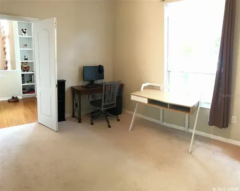 8424 SW 8th Place Gainesville FL 32607