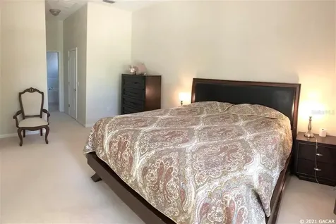 8424 SW 8th Place Gainesville FL 32607