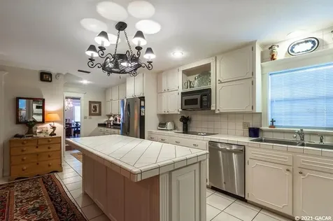6006 SW 35th Way Gainesville FL 32608