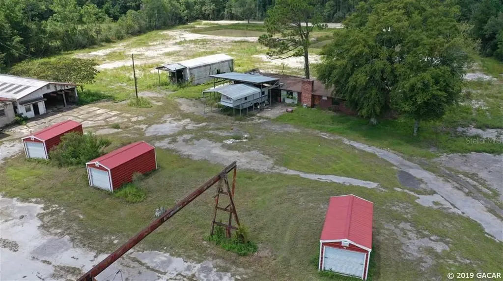 12688 S Highway 301 S Hampton FL 32044