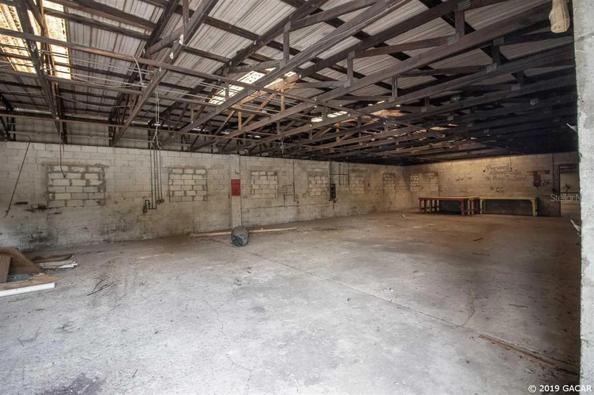 12688 S Highway 301 S Hampton FL 32044