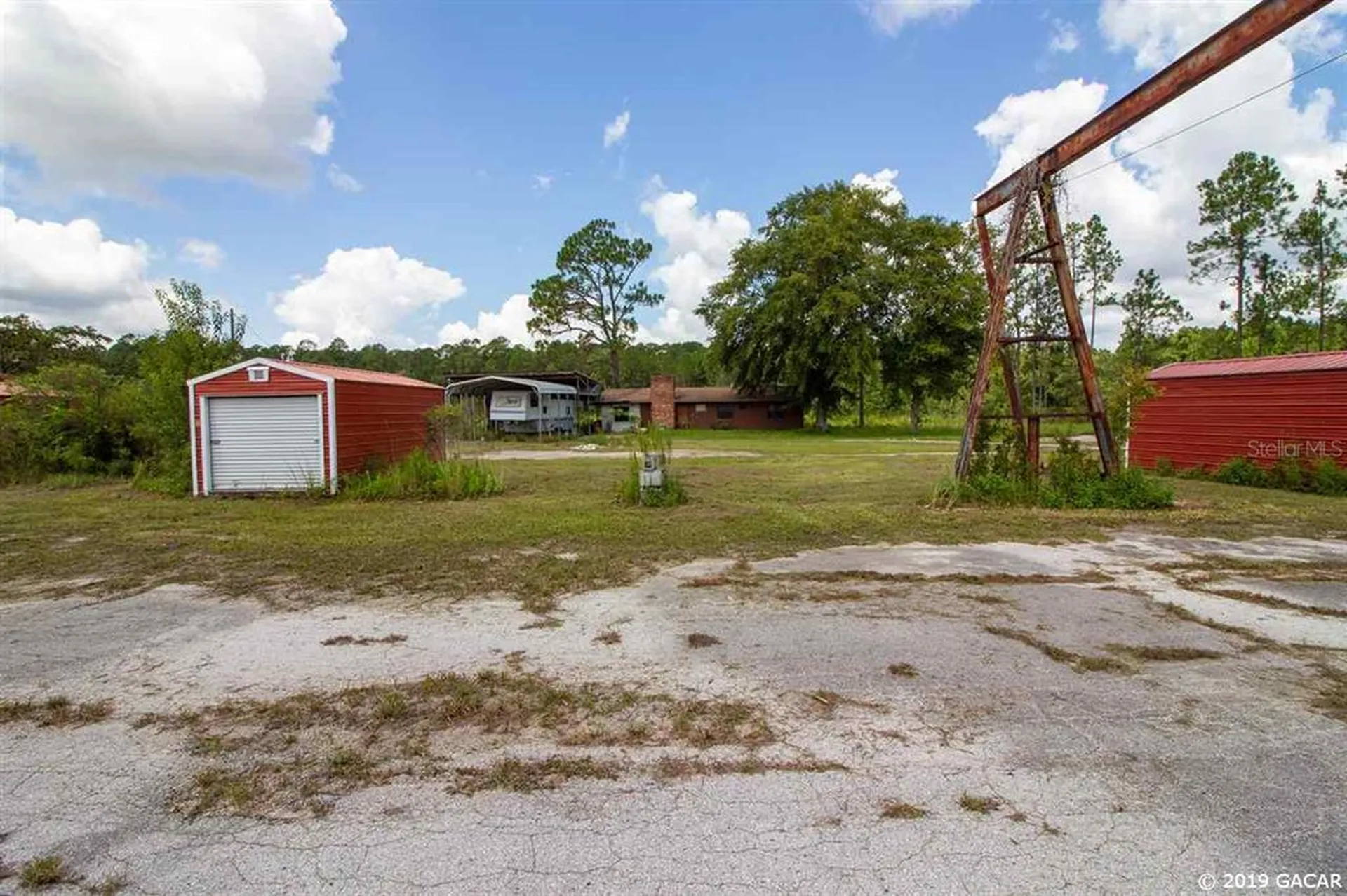 12688 S Highway 301 S Hampton FL 32044