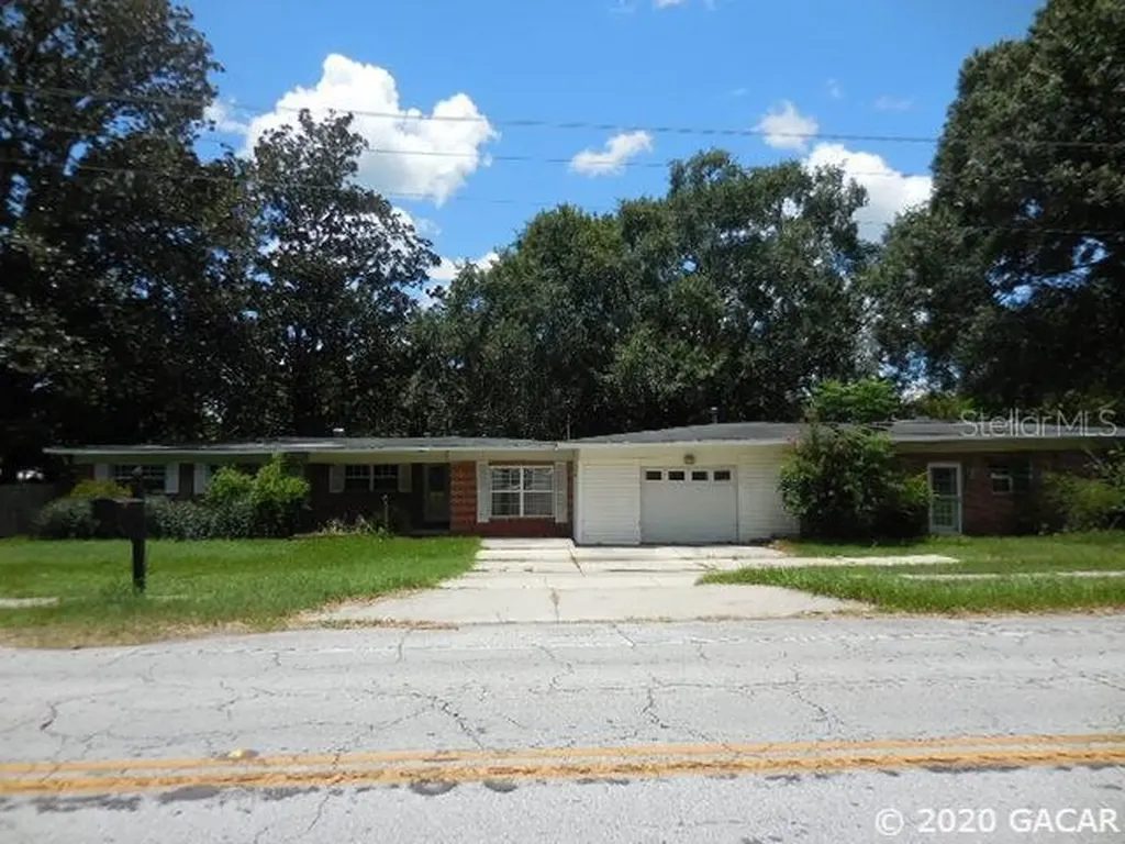 16710 NW County Road 235a Alachua FL 32615