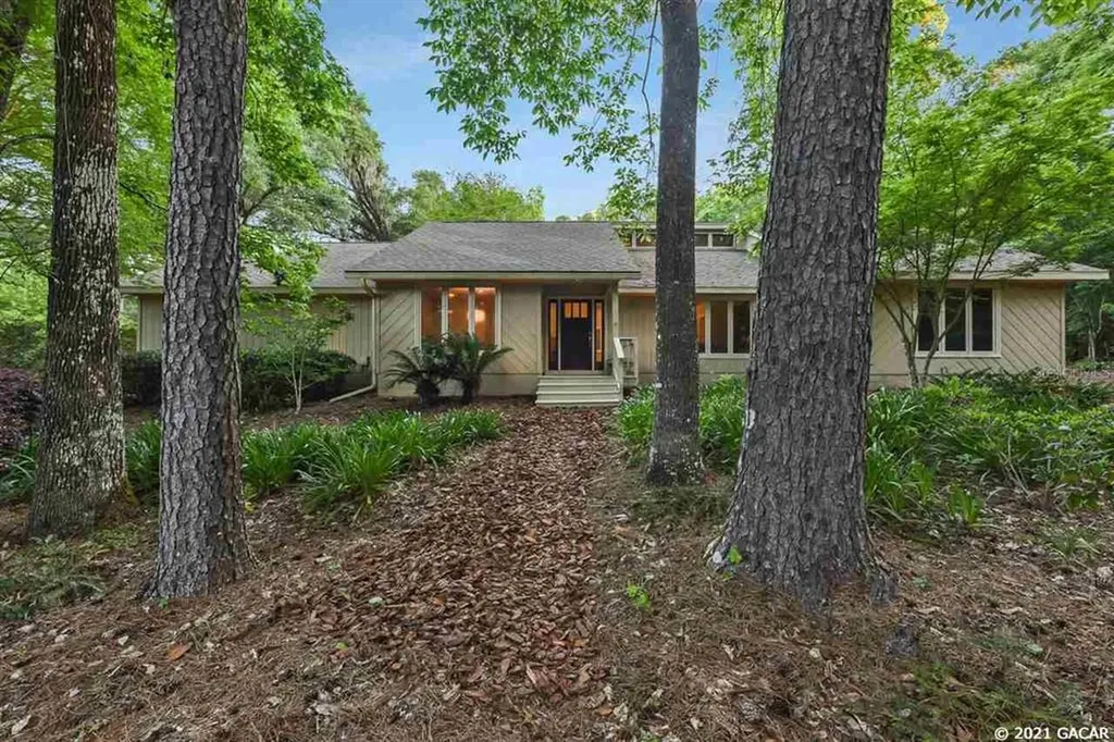 9404 SW 1st Place Gainesville FL 32607