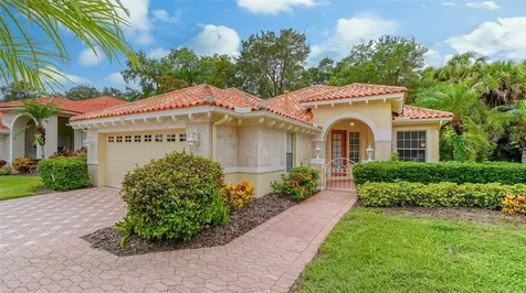 8332 Canary Palm Court Sarasota FL 34238