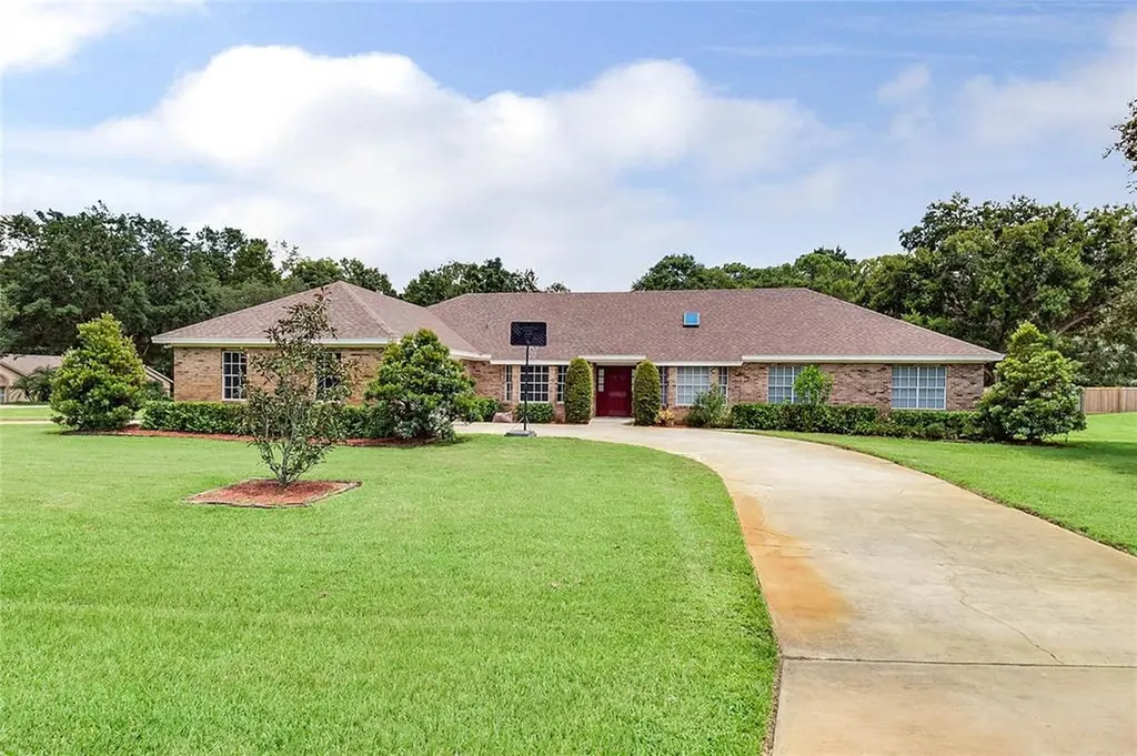 1337 Log Landing Drive Ocoee FL 34761