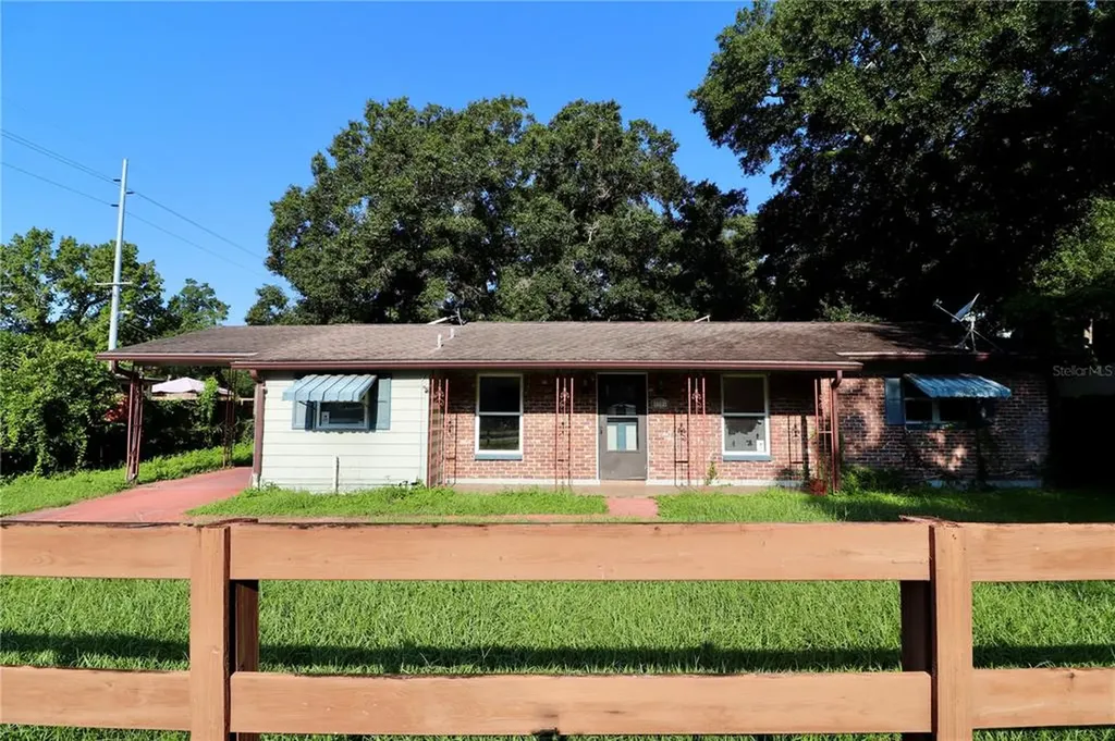 8104 El Portal Drive Tampa FL 33604