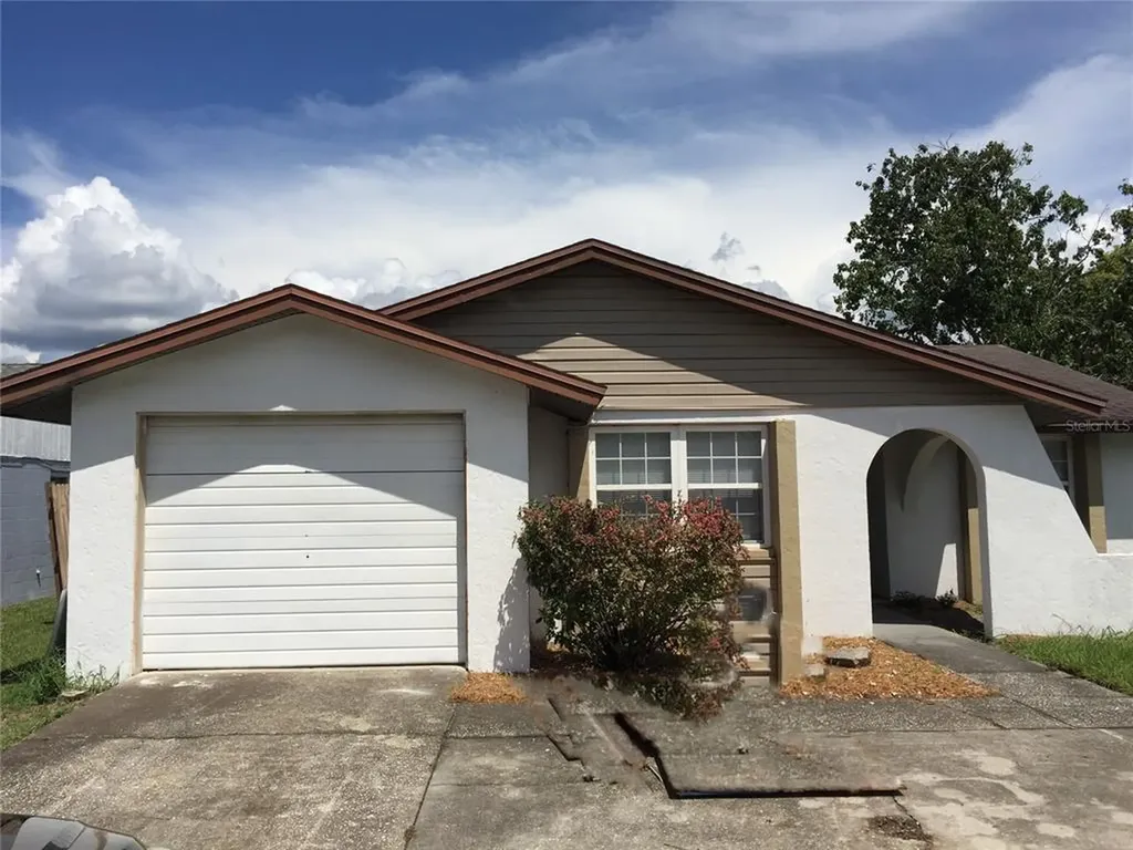 12503 Mondragon Drive Tampa FL 33625