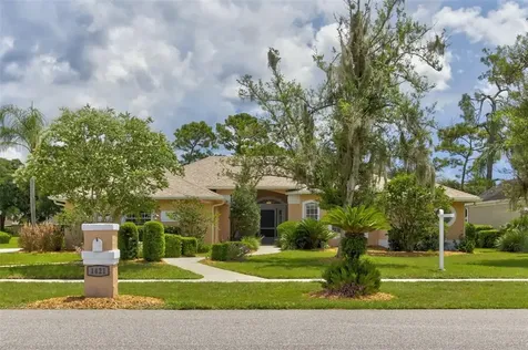 1421 Majestic Oak Drive Apopka FL 32712