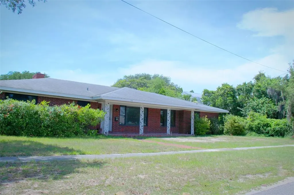 240 S 14th Street Haines City FL 33844