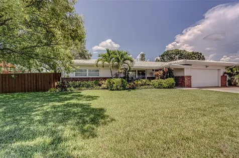 4300 Birch Street NE St Petersburg FL 33703