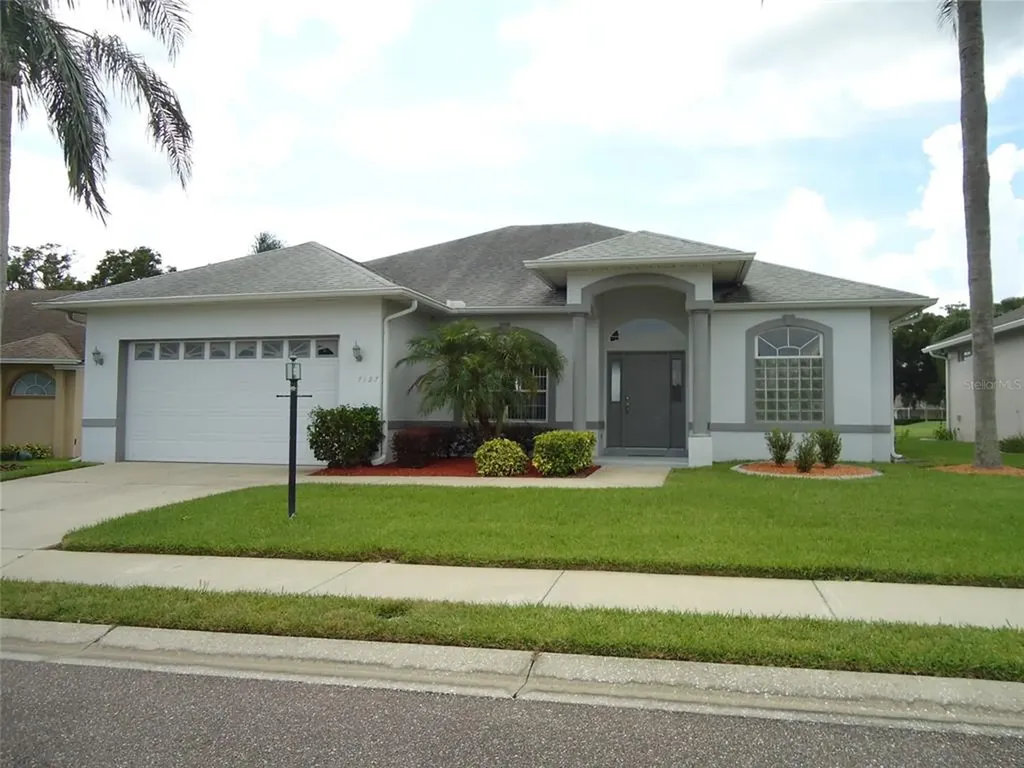 7127 Hazeltine Circle Lakeland FL 33810
