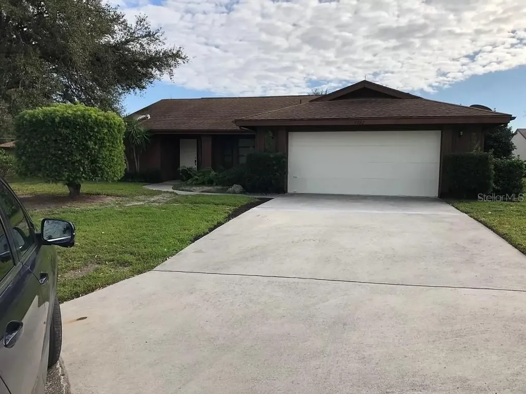 5722 Doral Court Sarasota FL 34238