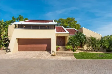 30 Casarena Court Winter Haven FL 33881