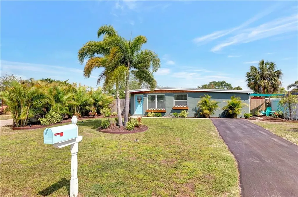 8359 95th Avenue Seminole FL 33777