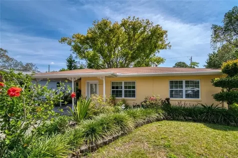 301 Hobart Avenue Clearwater FL 33755