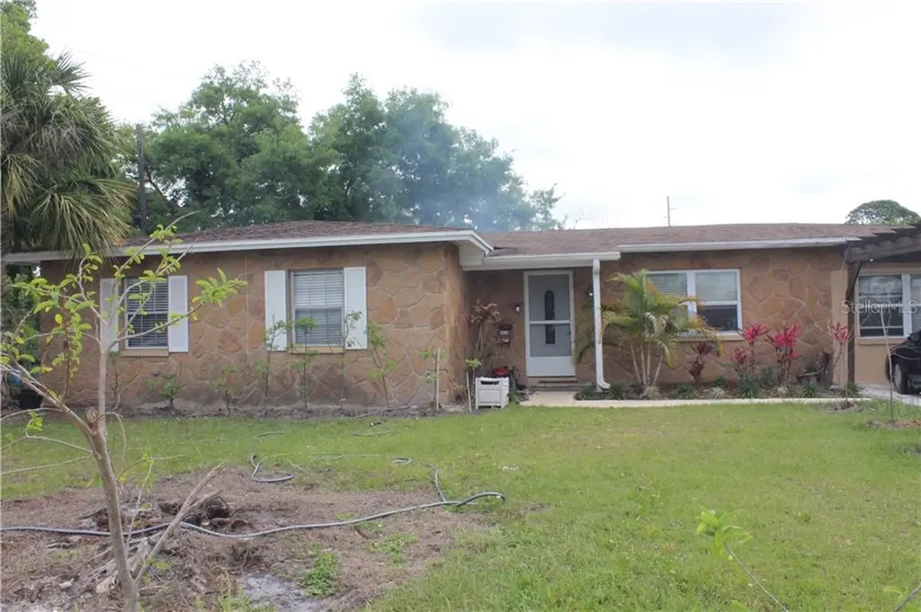 5815 Oxford Drive Tampa FL 33615