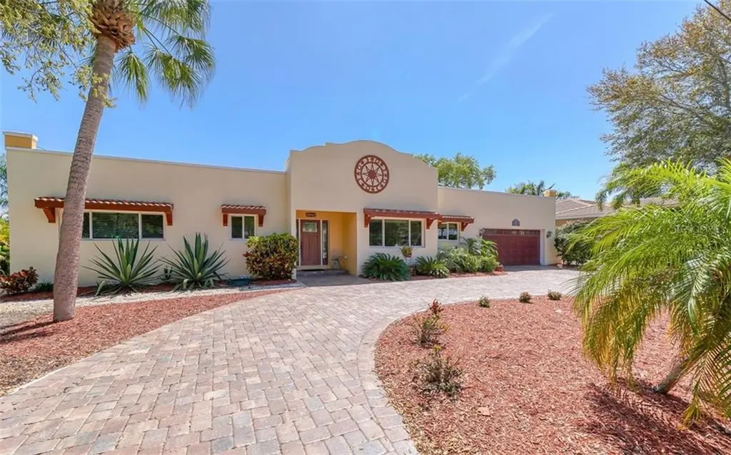 5329 Palos Verdes Drive Sarasota FL 34231