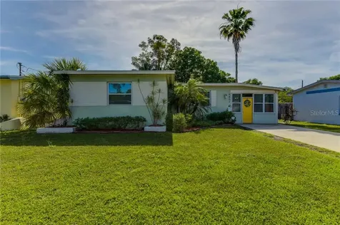 5862 Mangrove Street N St Petersburg FL 33703