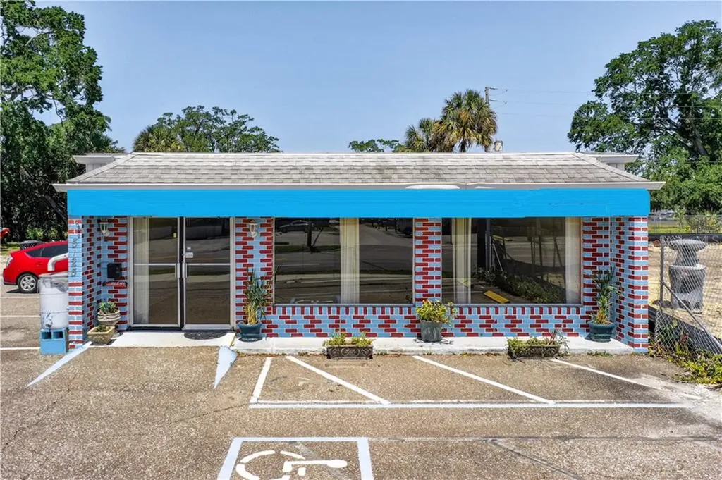 5125 Gulfport Boulevard S Gulfport FL 33707