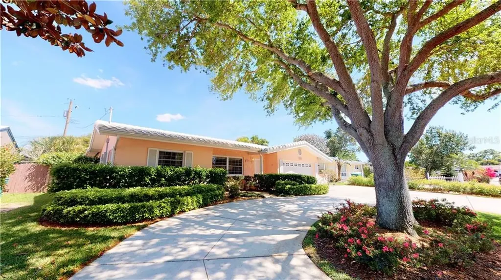 10145 Nassau Court Seminole FL 33776