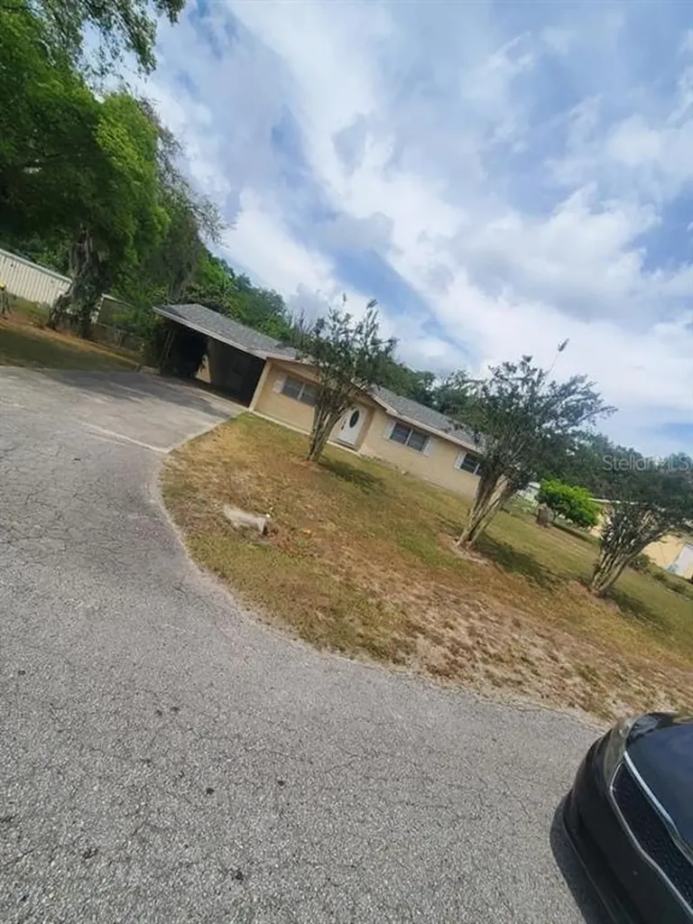 2610 Gordon Street Mulberry FL 33860