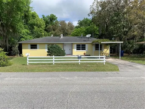 118 E 1st Avenue Pierson FL 32180