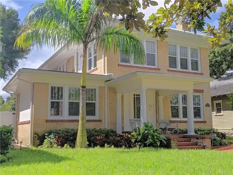308 12th Avenue N St Petersburg FL 33701