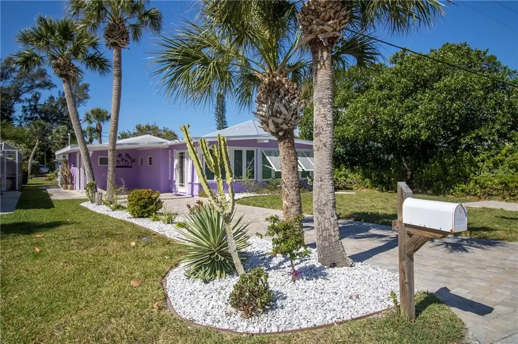 1290 Holiday Drive Englewood FL 34223