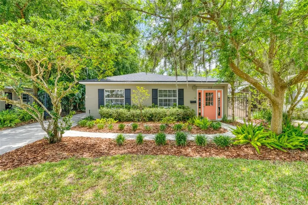 918 Golfview Street Orlando FL 32804