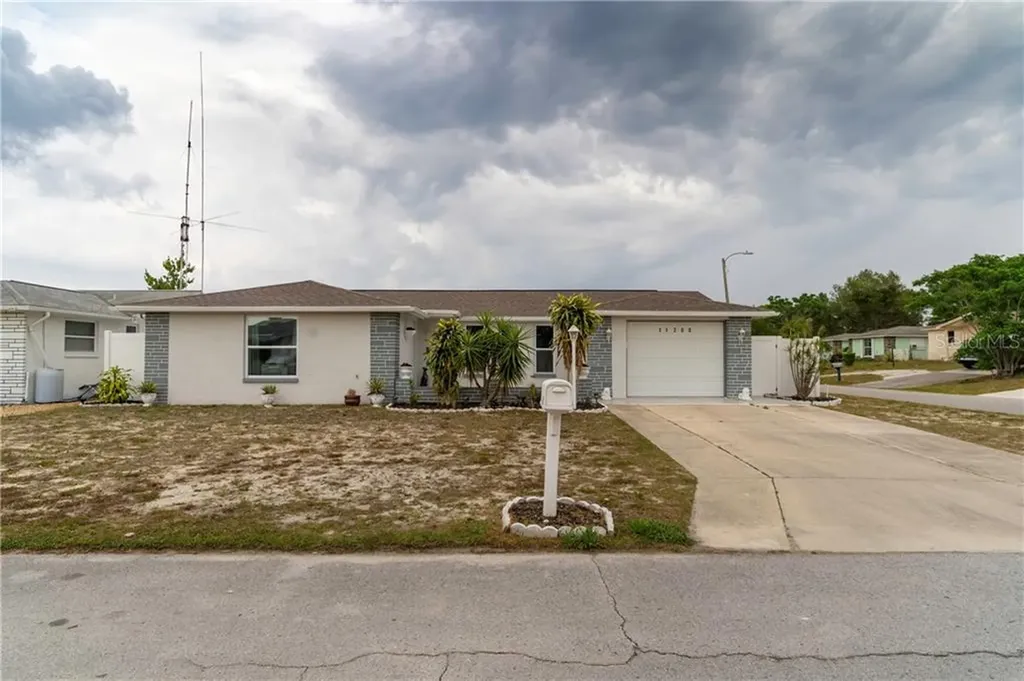 11200 Kapok Avenue Port Richey FL 34668