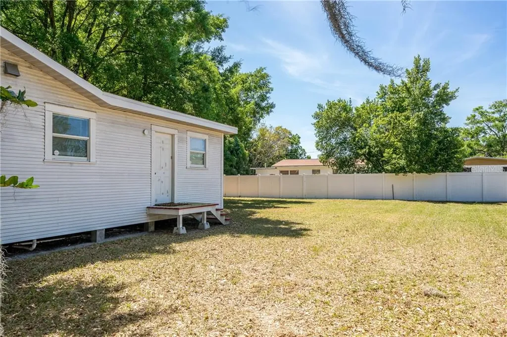 2808 N 33rd Street Tampa FL 33605